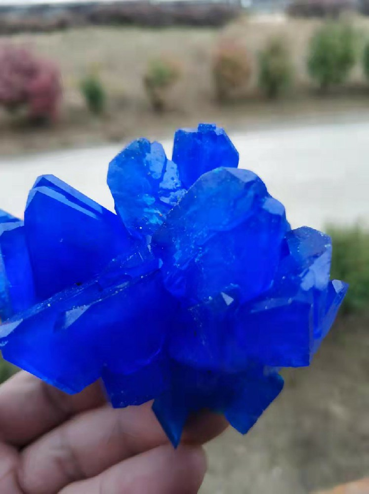 How to choose a copper melting pot manufacturer?