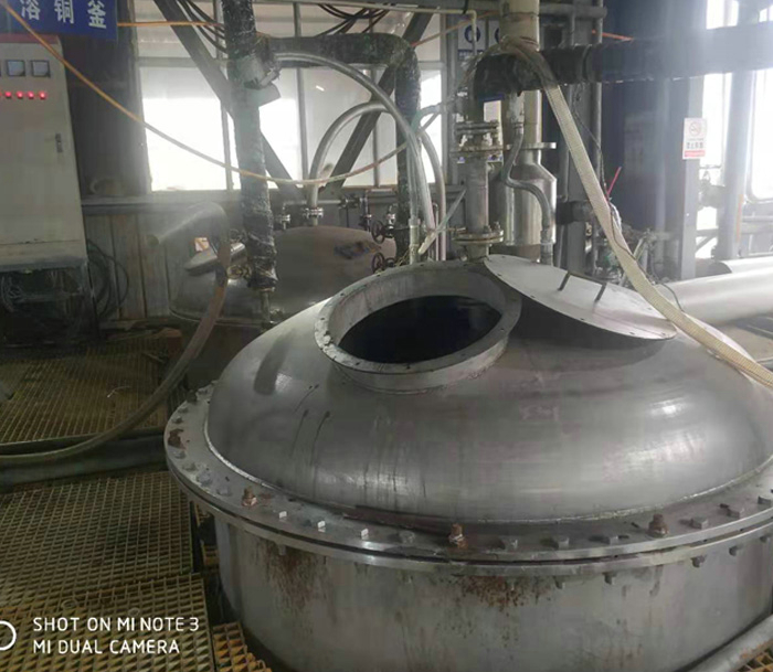 溶铜釜.jpg